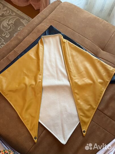 Косынка кожаная