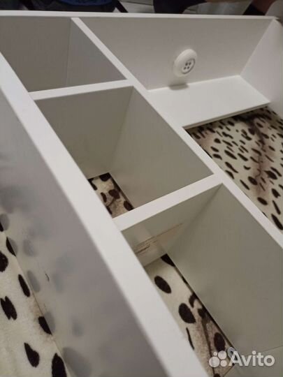 Навесной компьютерный стол