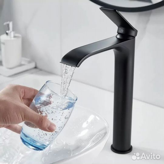 Смеситель для раковины-чаши Vieir V343512-C черный