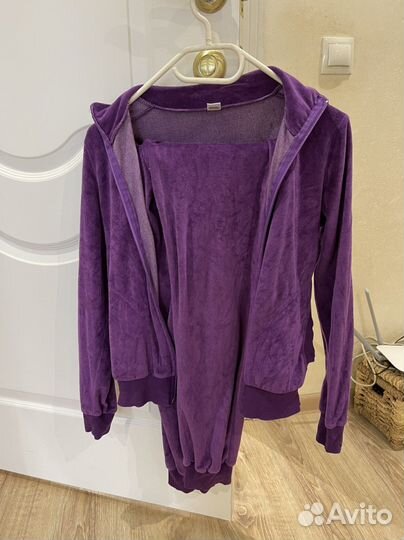 Велюровый костюм 42