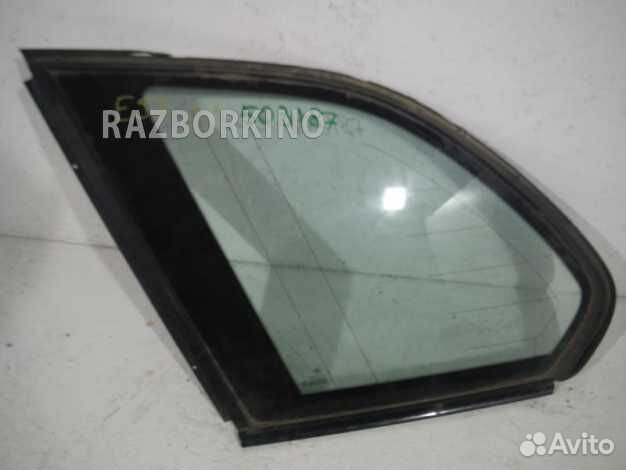 Стекло заднее боковое левое