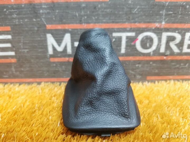 Кожух ручки Кпп Bmw 3-Series E90 N46B20B 2007