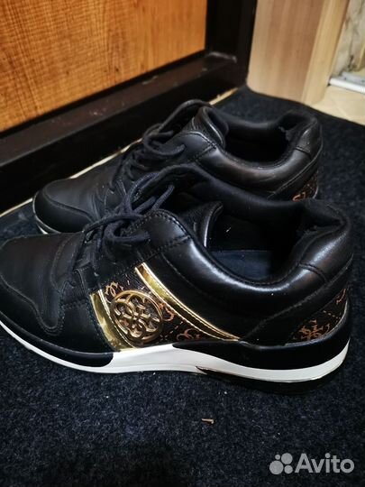 Кроссовки из натуральной кожи Guess 37