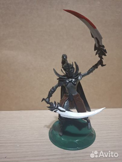 Фигурки дота 2 пудж phantom assassin morphling