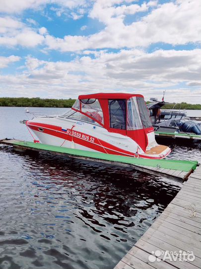 Прогулки на катере, катание на яхте