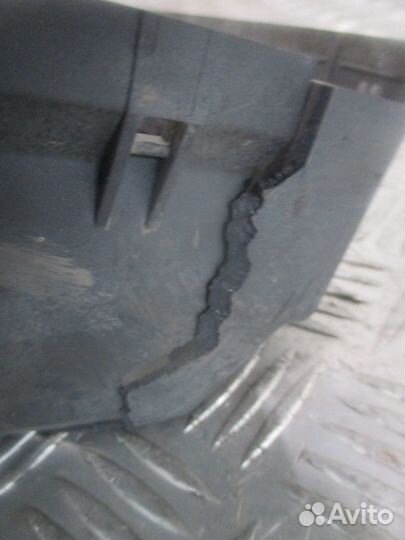 Крышка блока управления Mercedes-Benz A9415450046