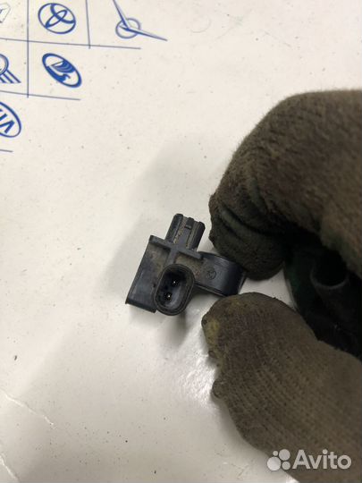 Датчик удара хундай солярис 2 передний