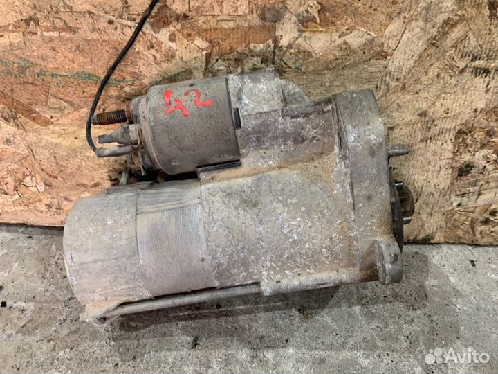Стартер Volkswagen Touareg 4.2 AXQ 2003-2007