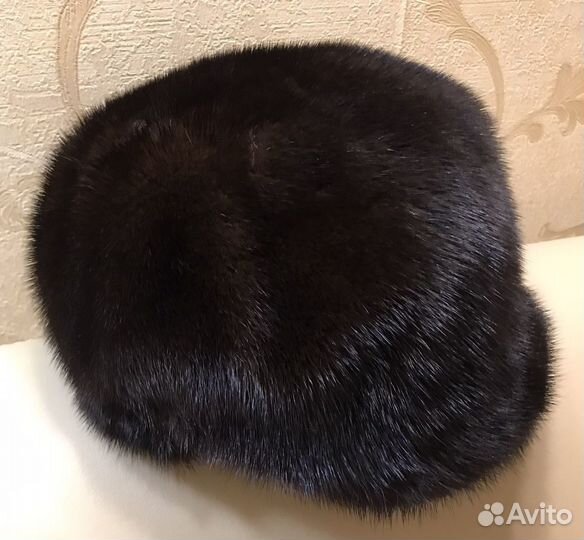 Шапки женские из меха норки и овчины