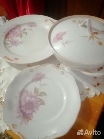 Фарфоровая супница Дулево