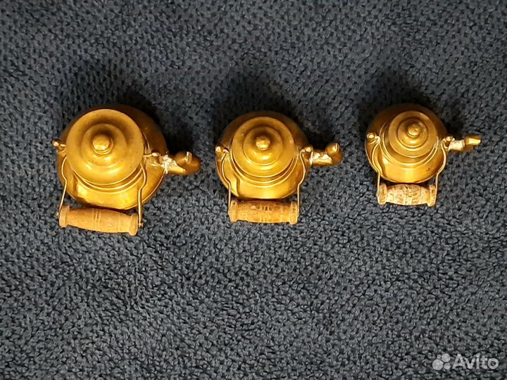 Миниатюрный чайник из латуни