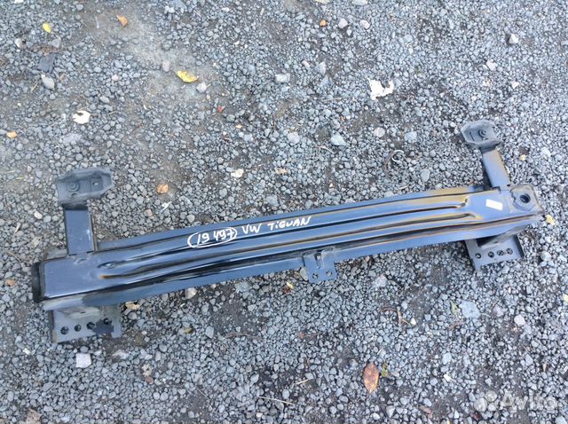 Volkswagen Tiguan с 2007-2016 Усилитель переднего