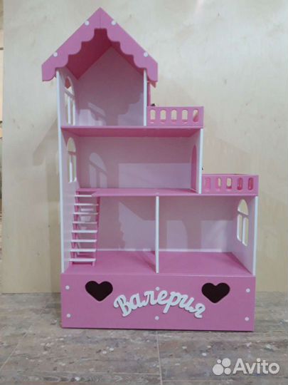 Домики для кукол, так же и парковки для мальчиков