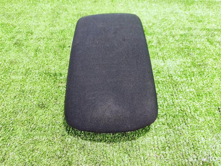 Подлокотник Toyota Auris E150 2010