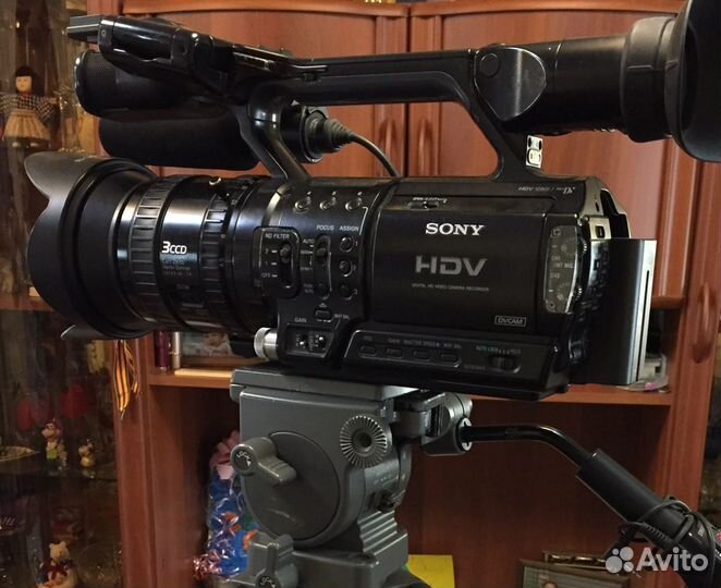 Камера Sony z1