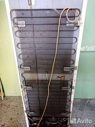 Холодильник бу