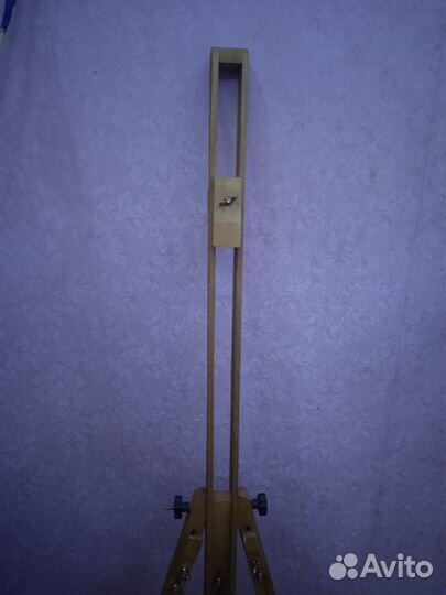 Мольберт тренога