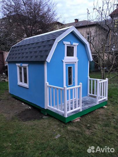 Детский игровой домик из дерева