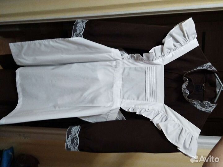 Платье и фартук для последнего звонка