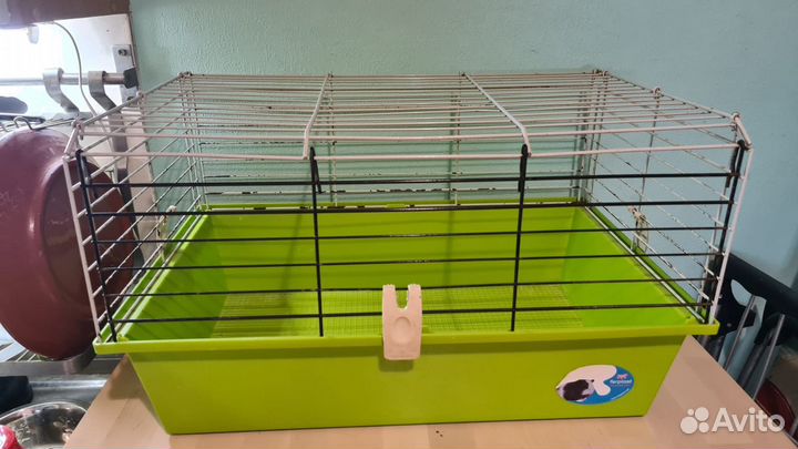 Клетки и переноски для морских свинок, ежей