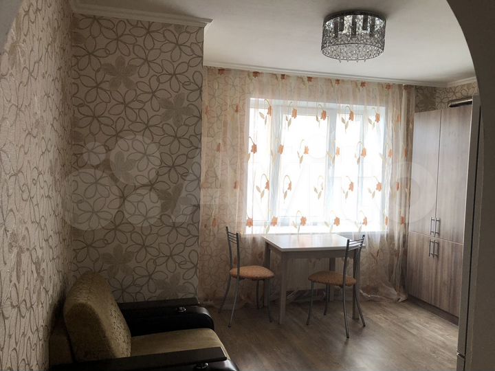 1-к. квартира, 42 м², 8/10 эт.