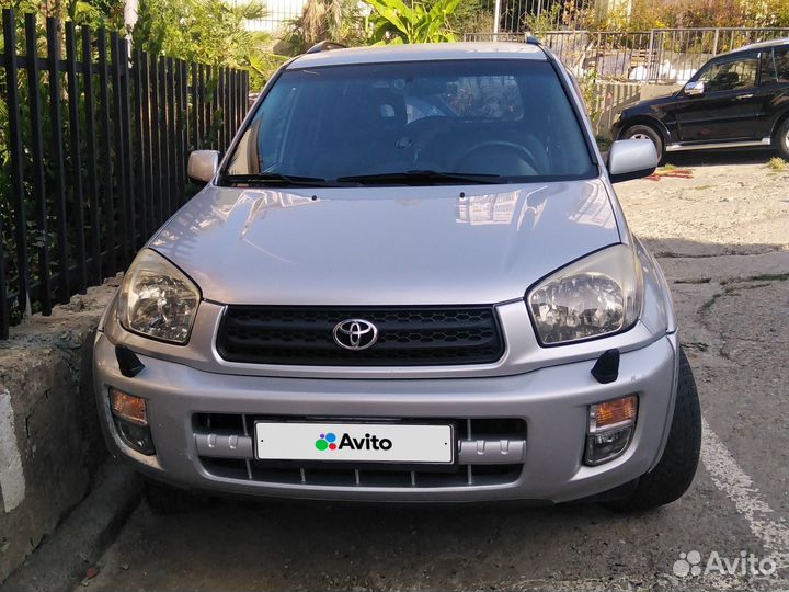 Toyota RAV4 2 AT, 2003, 313 000 км