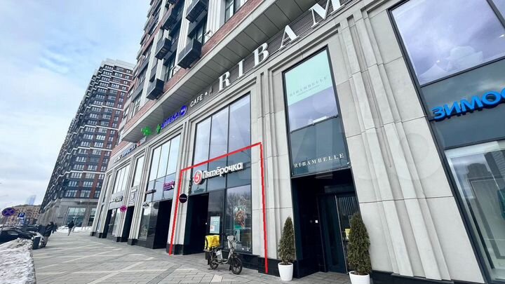 Сдам торговое помещение, 179 м²