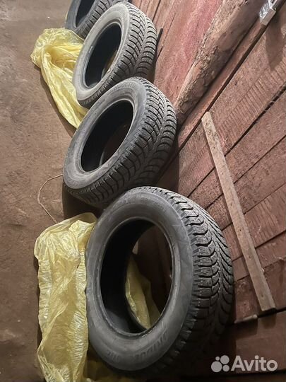 Bridgestone Blizzak Spike-01 195/65 R15