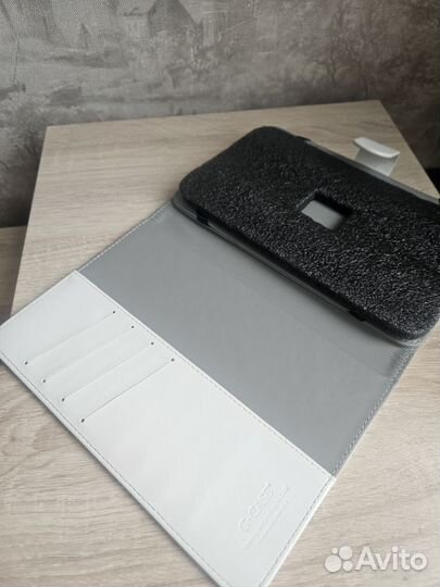 Чехол на планшет