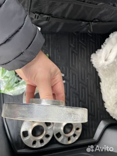 Проставки колесные 5х108 20мм + болты