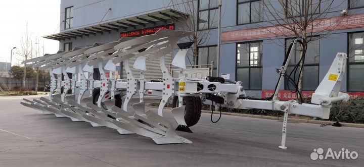 Плуг Long Feng Raptor Gold, 2023