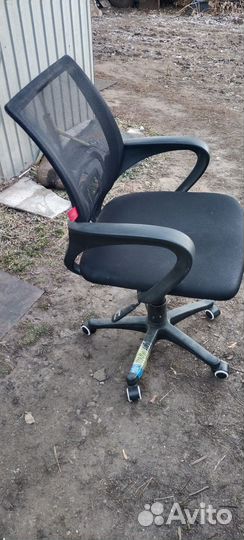 Компьютерное кресло