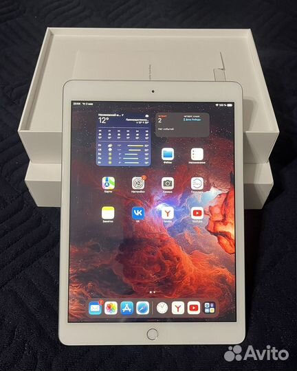 iPad 10.2