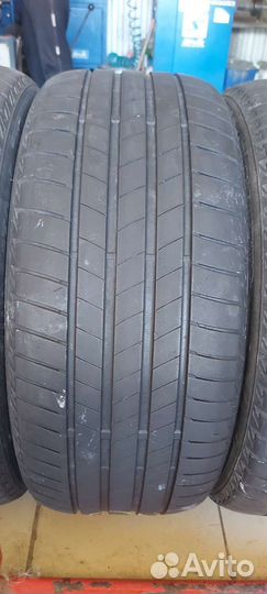 Bridgestone Turanza T005 235/45 R17