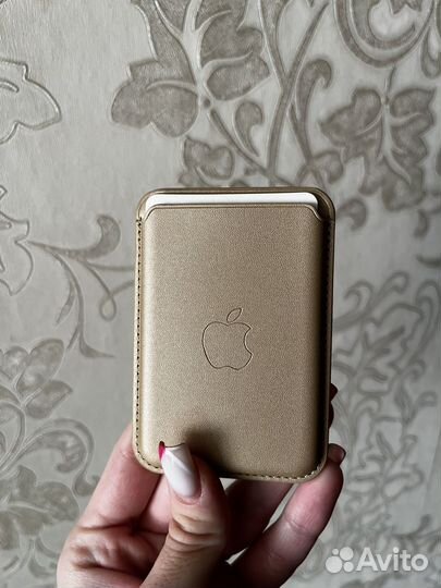 Картхолдер iPhone Leather Wallet MagSafe