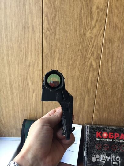 Коллиматорный прицел кобра