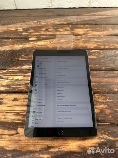 Apple iPad 7 128gb Wi-Fi + Cellular