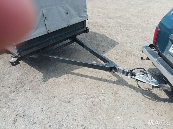 Прицеп на легковой автомобиль
