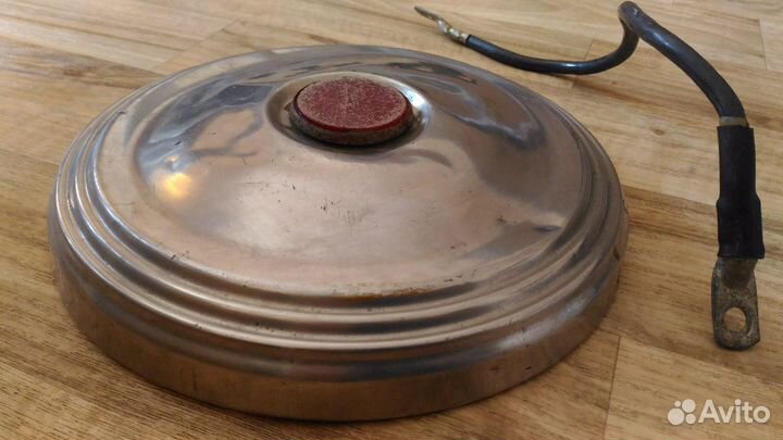 Корпус (колпак) на колесо, электрический (провод)