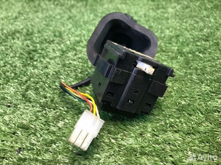 Переключатель поворотов Chevrolet Lacetti седан