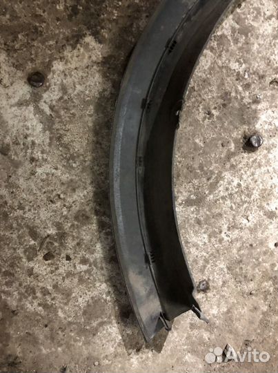 Молдинг крыла передний левый Вольво Volvo XC90