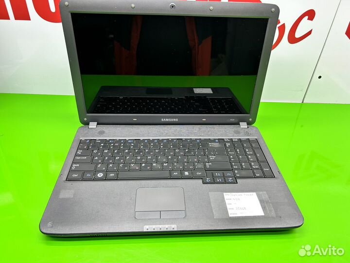 Простой ноутбук Samsung для работы и учебы