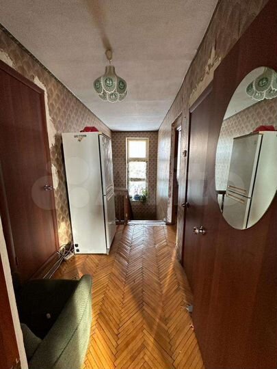 Комната 28 м² в 6-к., 2/2 эт.