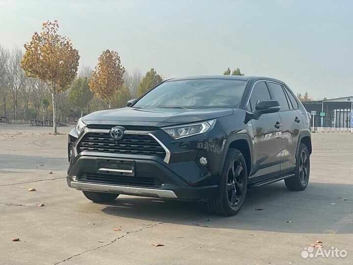 Toyota RAV4 2.5 AT, 2021, 36 000 км