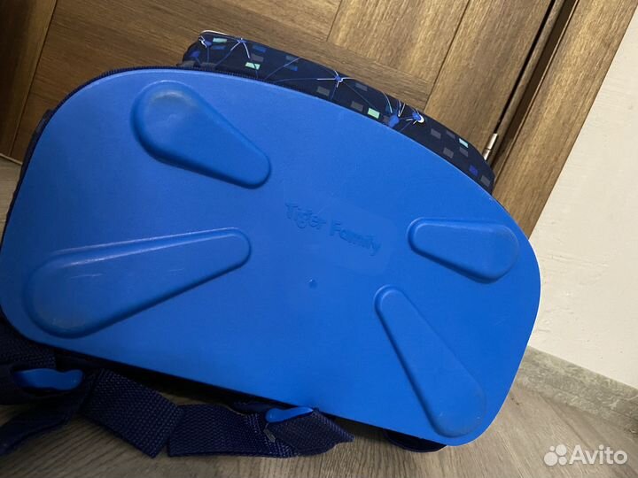 Ранец школьный для мальчика новый