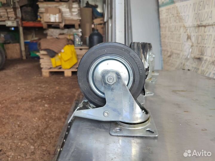 Колеса промышленные поворотные с тормозом