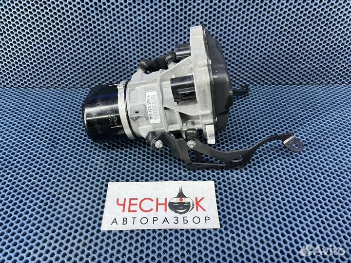 Насос гидроусилителя руля VW Touareg NF2/FL 10-18