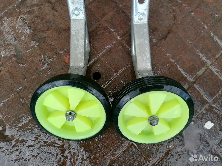 Боковые колеса для детского велосипеда