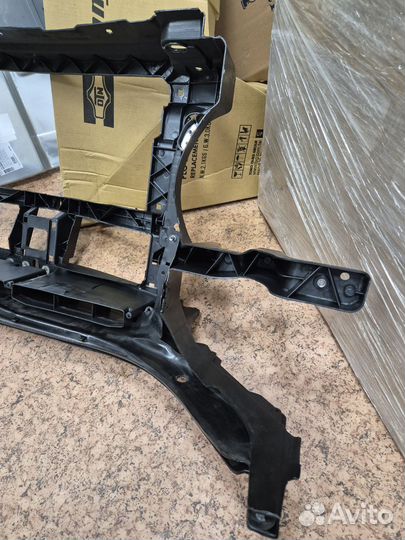 Телевизор Volkswagen Passat B6 2005-2010г