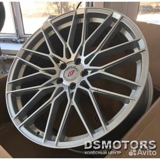 Диски IFG34 10.5/21 5x114.3 ET35 d67.1 silver